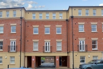 24 The Old Meadow, Shrewsbury, Shropshire, SY2 6GA